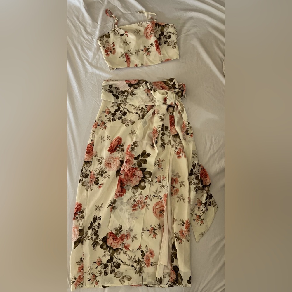 Two piece set